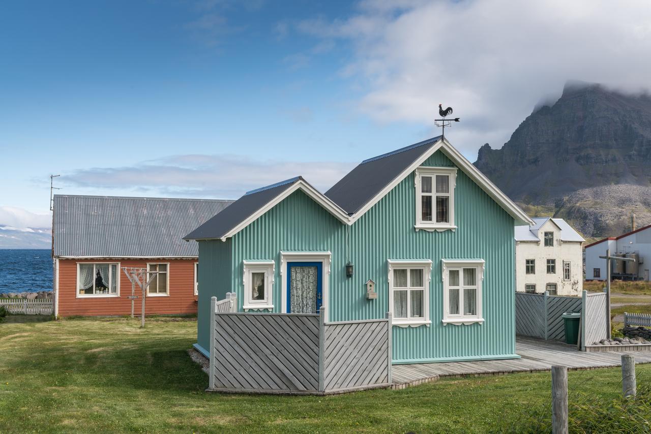 Villa The Little House Bolungarvík Exterior foto